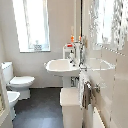 Centrico, Amplio Y Luminoso * Guitiriz