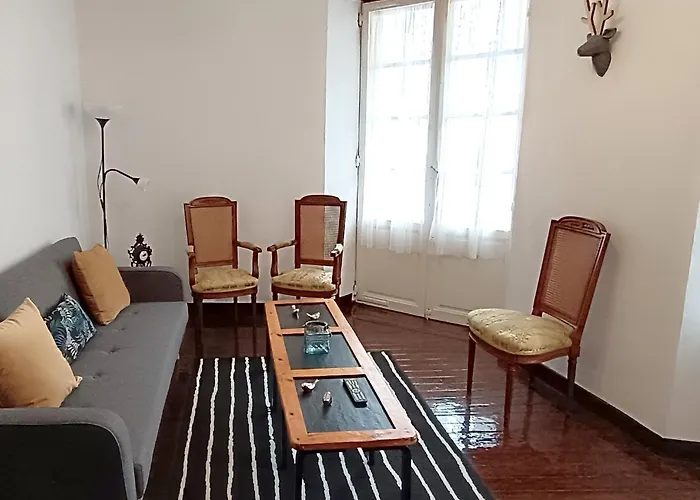 Centrico, Amplio Y Luminoso Apartamento *